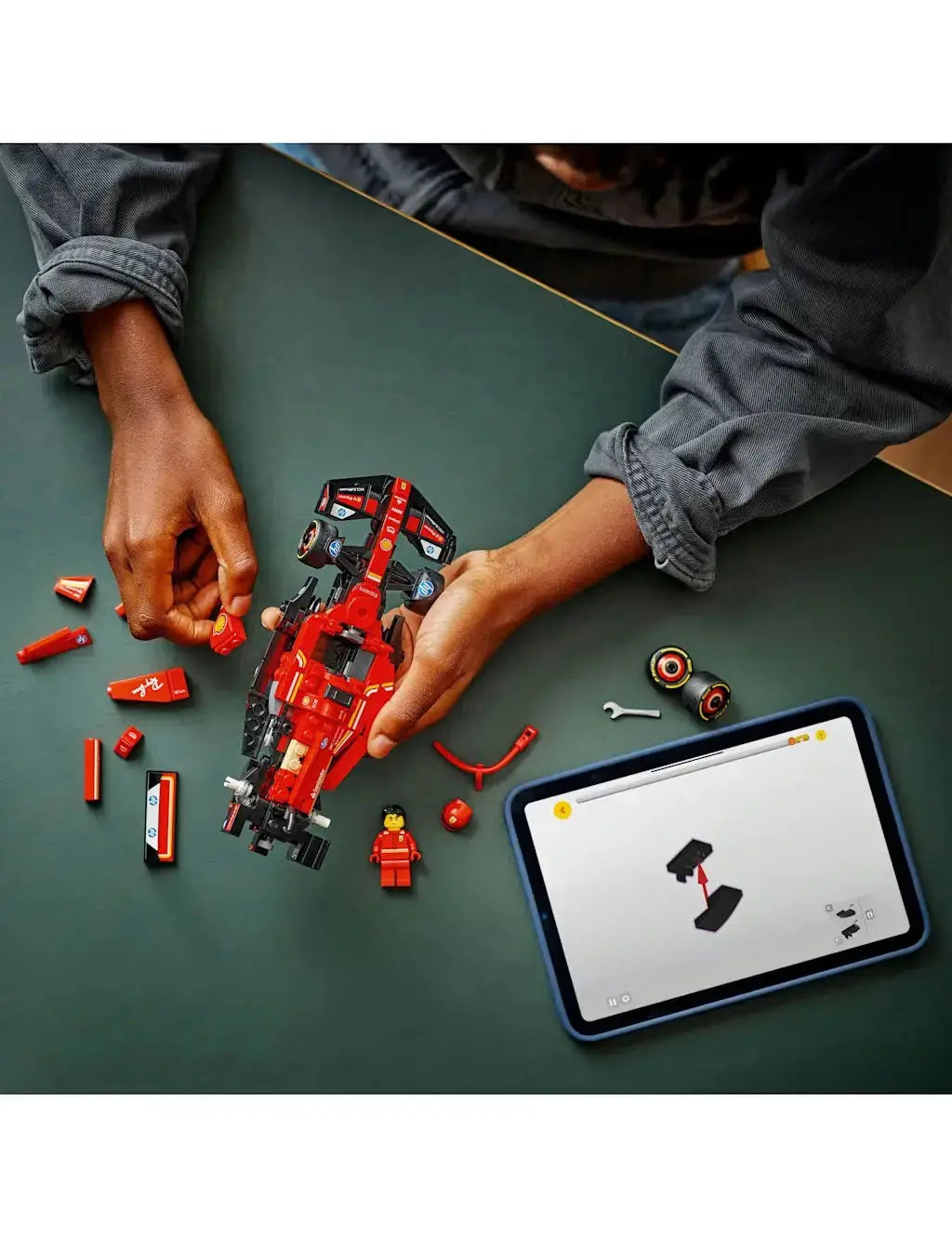 LEGO® Speed Champions Ferrari SF-24 F1 Race Car 77242 (10+ Yrs)