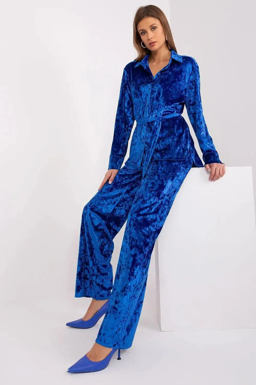 Lakerta velour shirt with pants