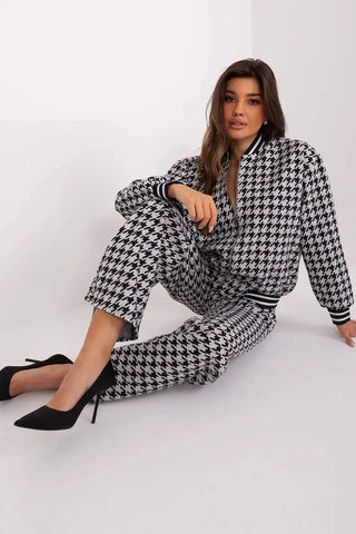 Lakerta zippered sweatshirt with pants