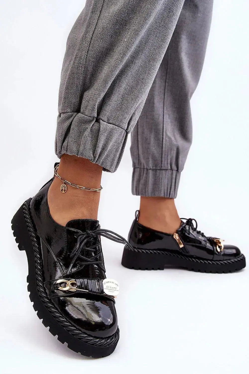 Low Shoes model 190176 Step in style