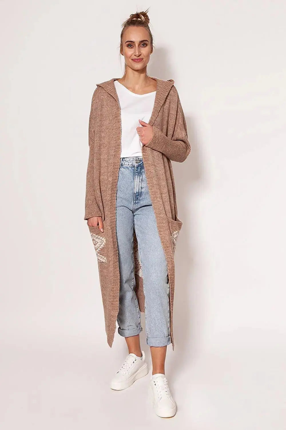 MKM Soft sweater coatwith long sleeves, hood, and pockets