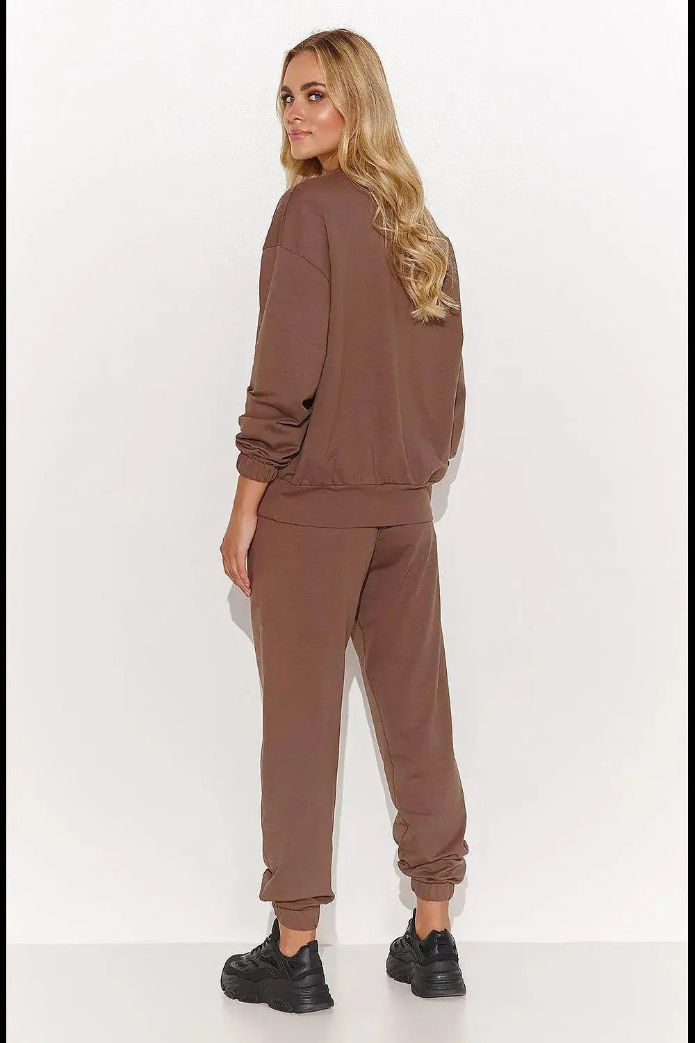Makadamia t-shirt and long pants womens sweatshirt