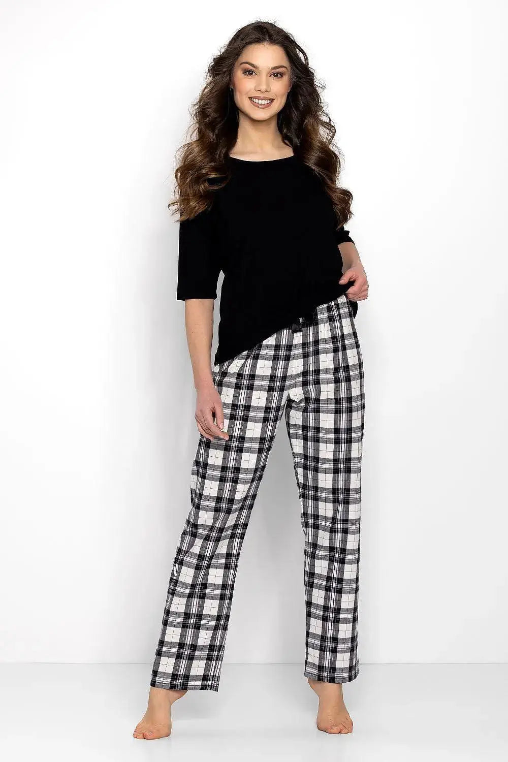 Momenti Per Me style and comfort womens pajama