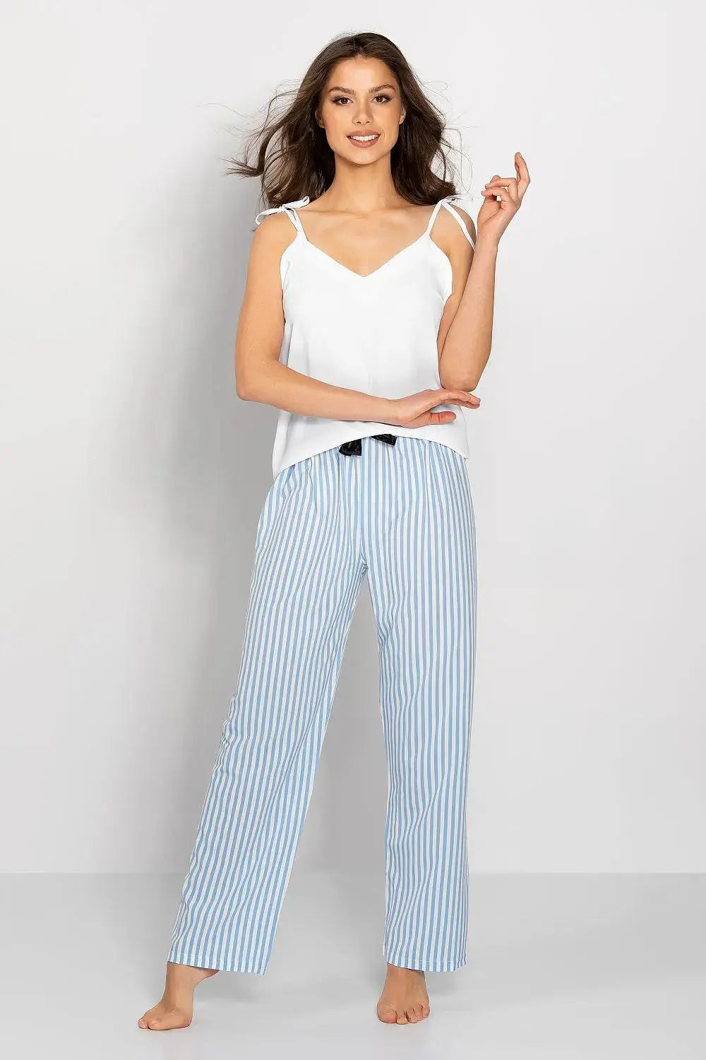 Momenti Per Me t-shirt and long pants pajamas