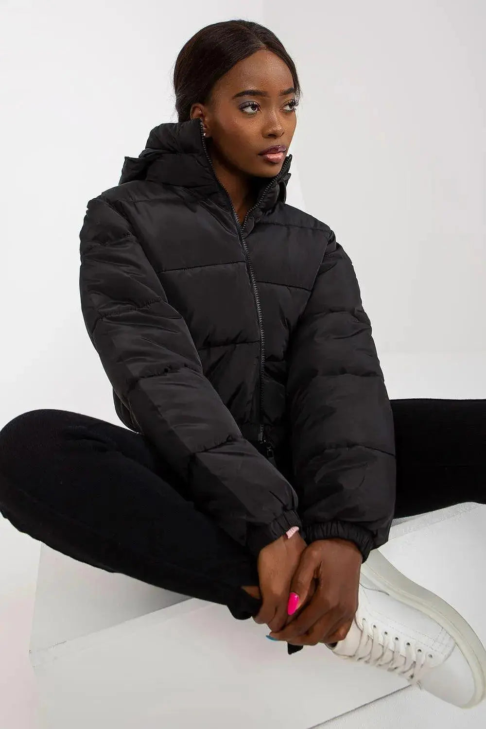 NM long sleeves short zippered quilted jacket