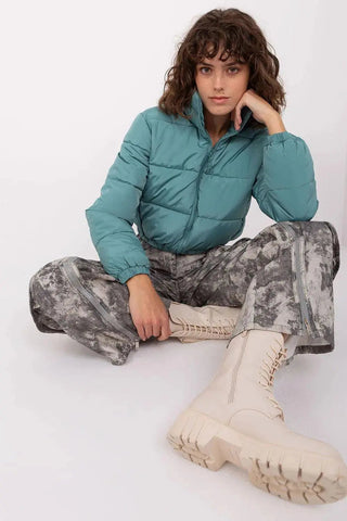 NM long sleeves short zippered quilted jacket