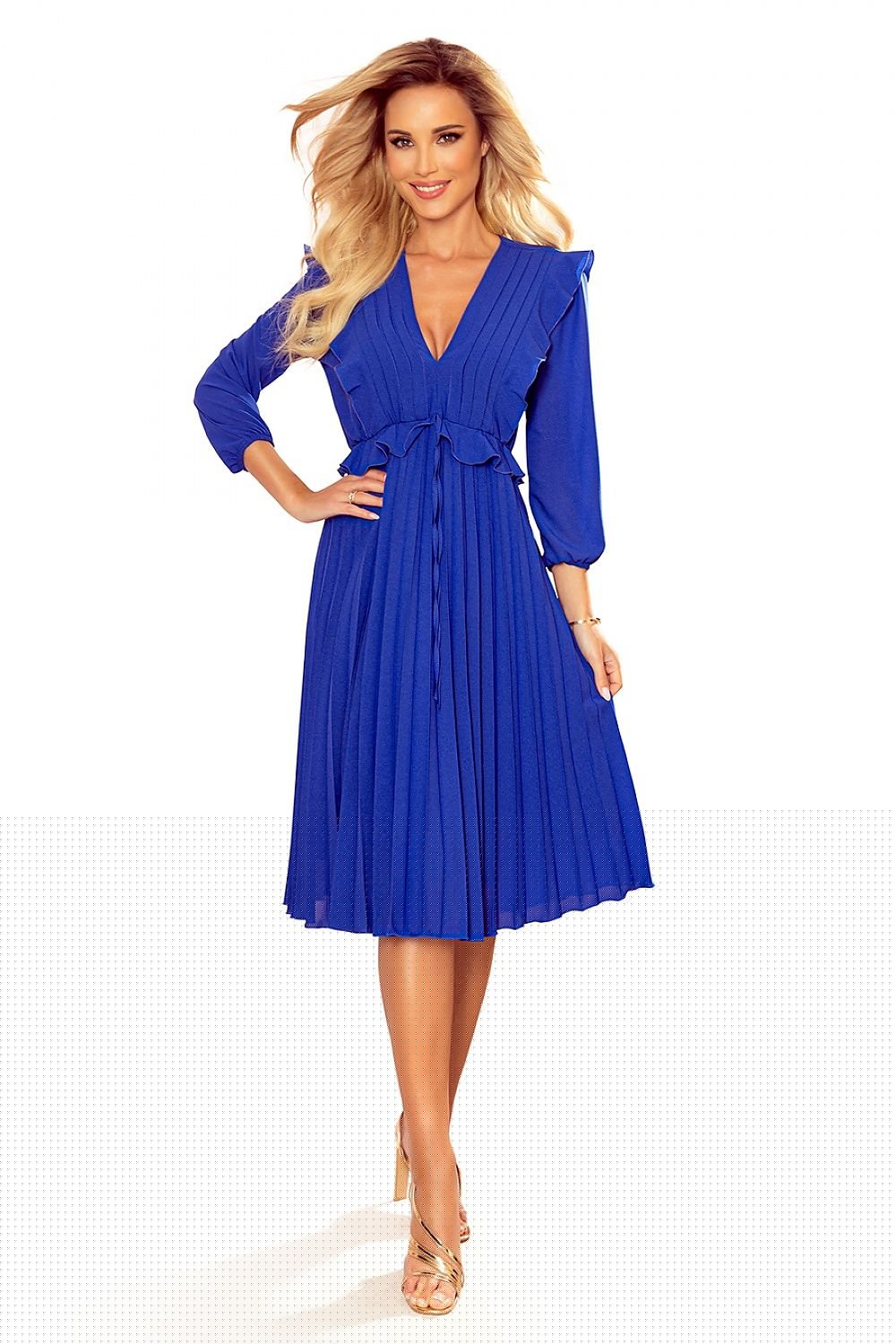 Numoco chiffon dress with pleats and ruffles