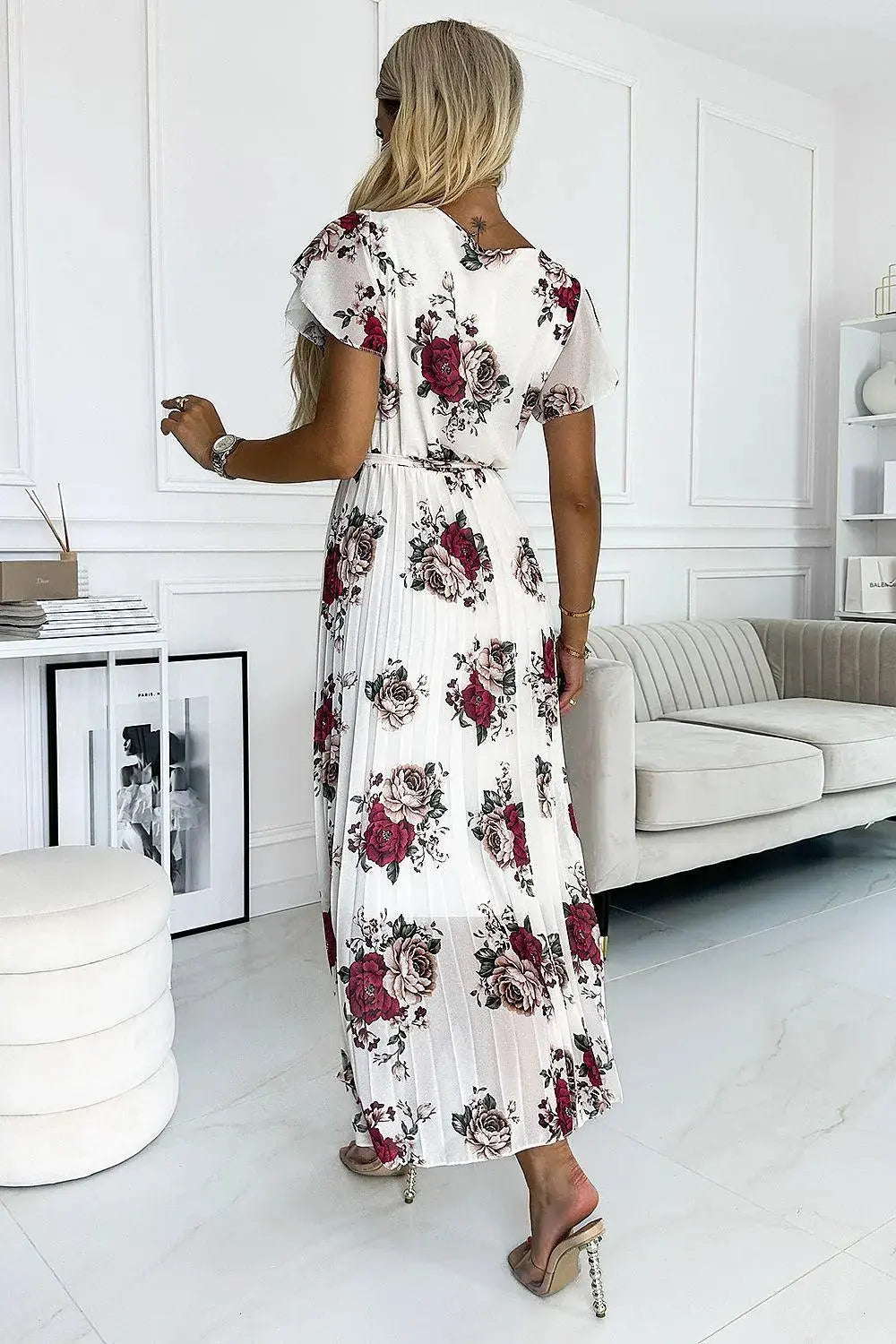 Numoco chiffon pleated midi dress