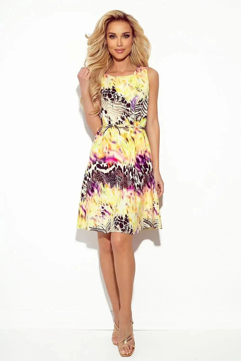 Numoco loose trapeze white daydress