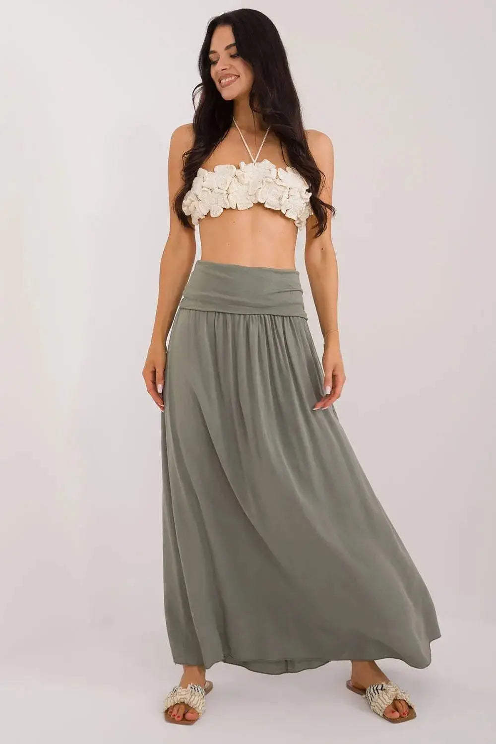Och Bella smooth, solid material casual maxi skirt