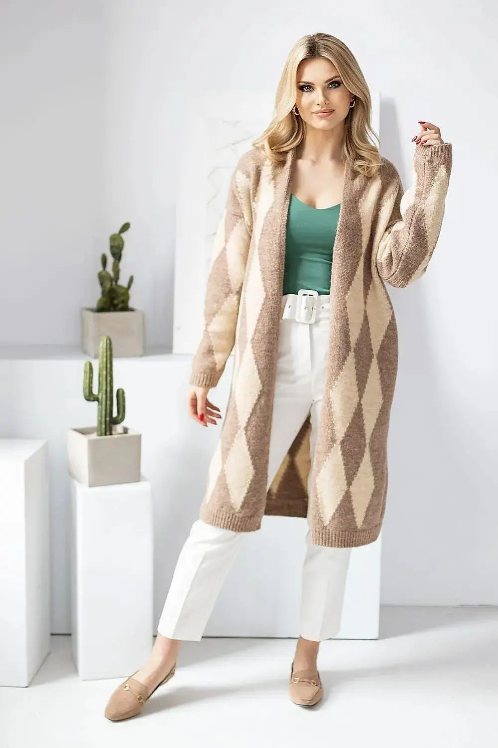 PeeKaBoo loose fit long sleeves sweater