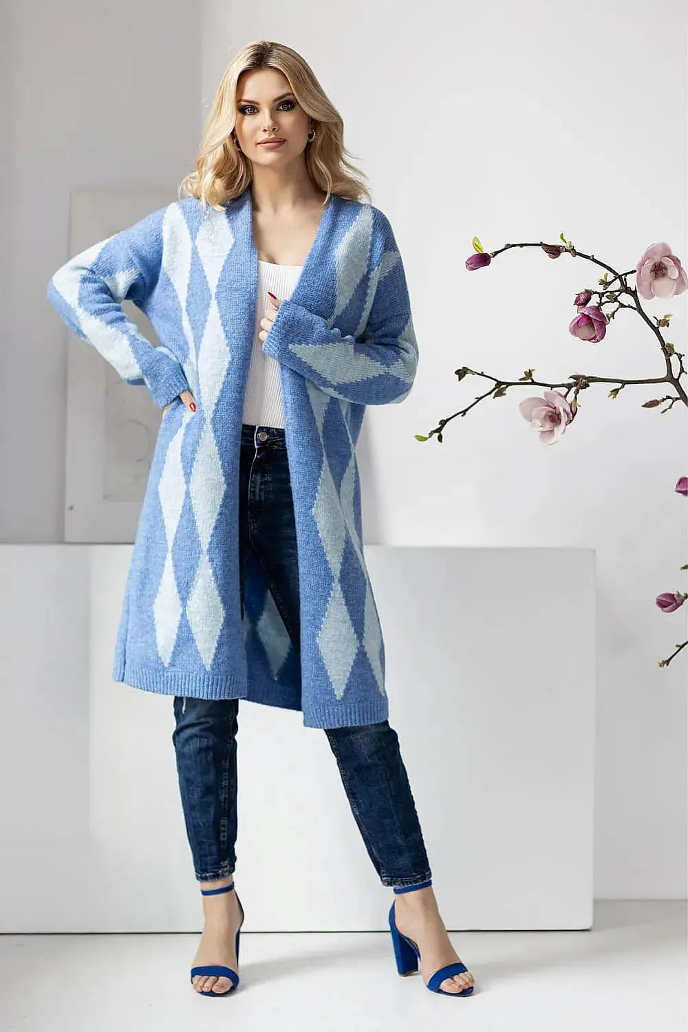 PeeKaBoo loose fit long sleeves sweater