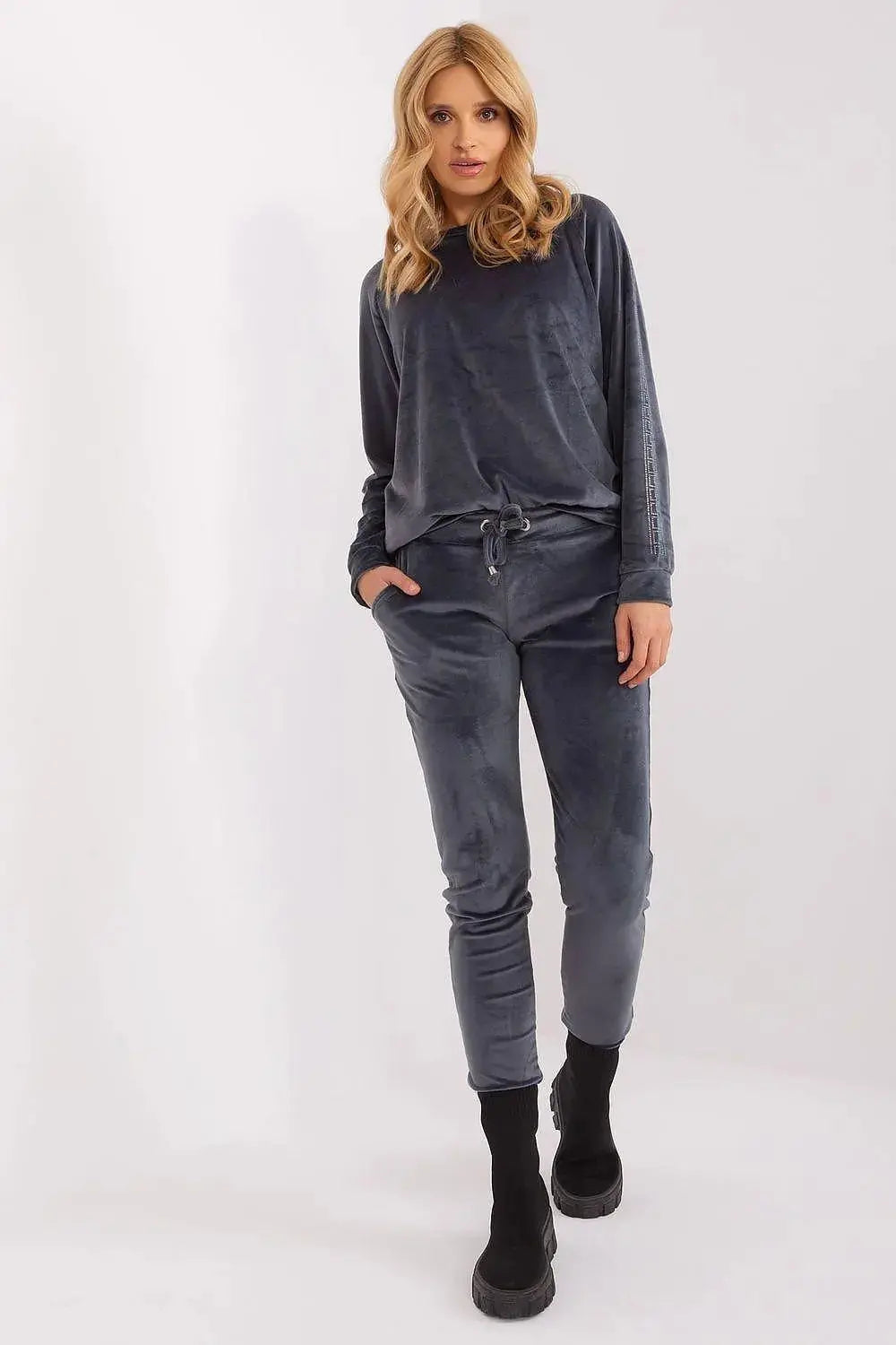 Relevance Velour blouse and long pants set