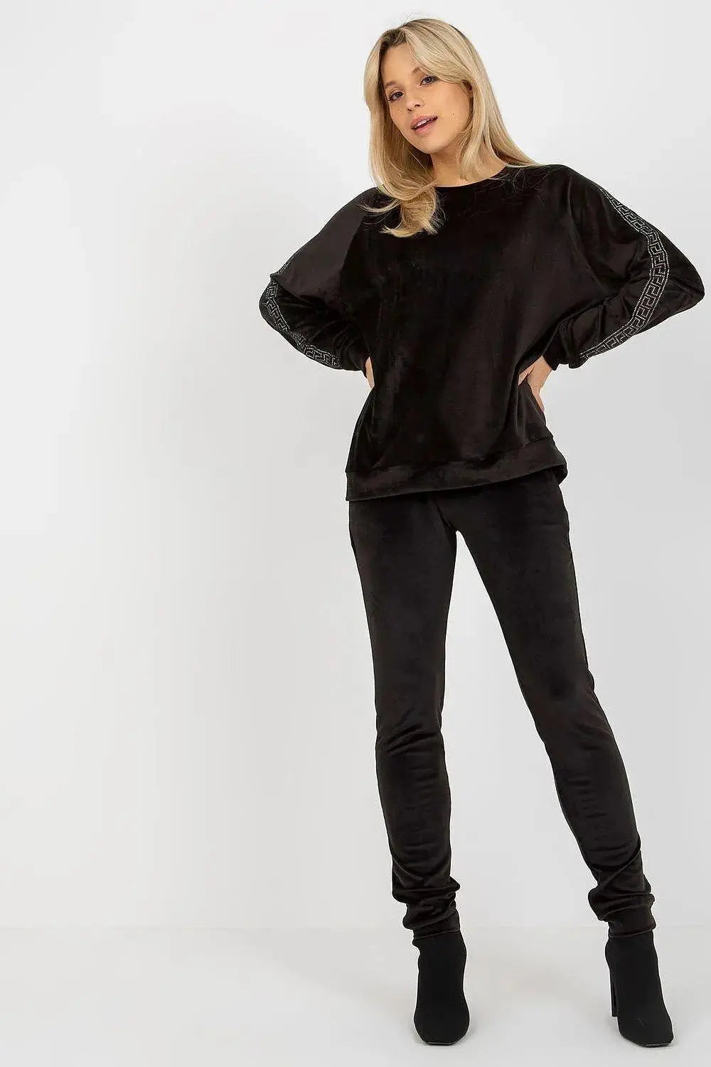 Relevance Velour blouse and long pants set
