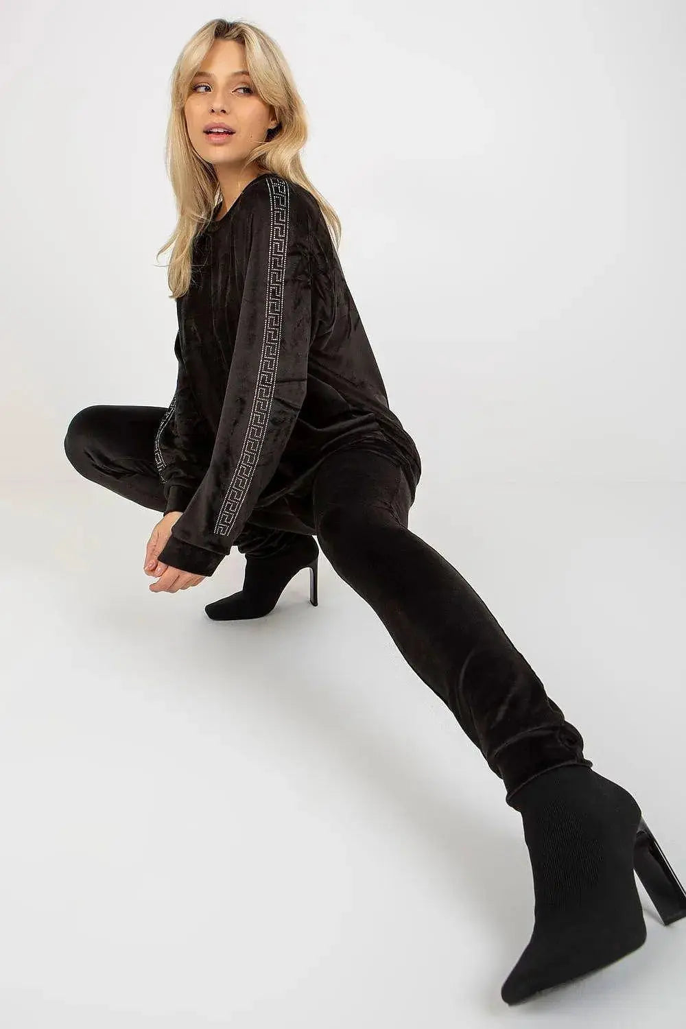 Relevance Velour blouse and long pants set
