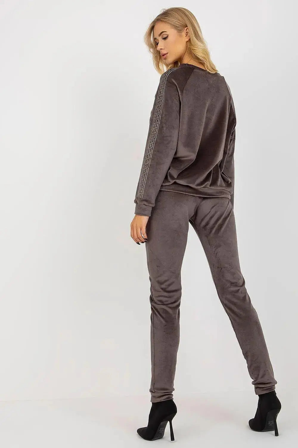 Relevance Velour blouse and long pants set