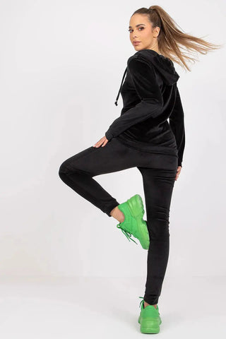 Relevance Velour set consisting of a sweatshirt and long pants