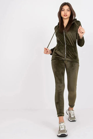 Relevance Velour set consisting of a sweatshirt and long pants