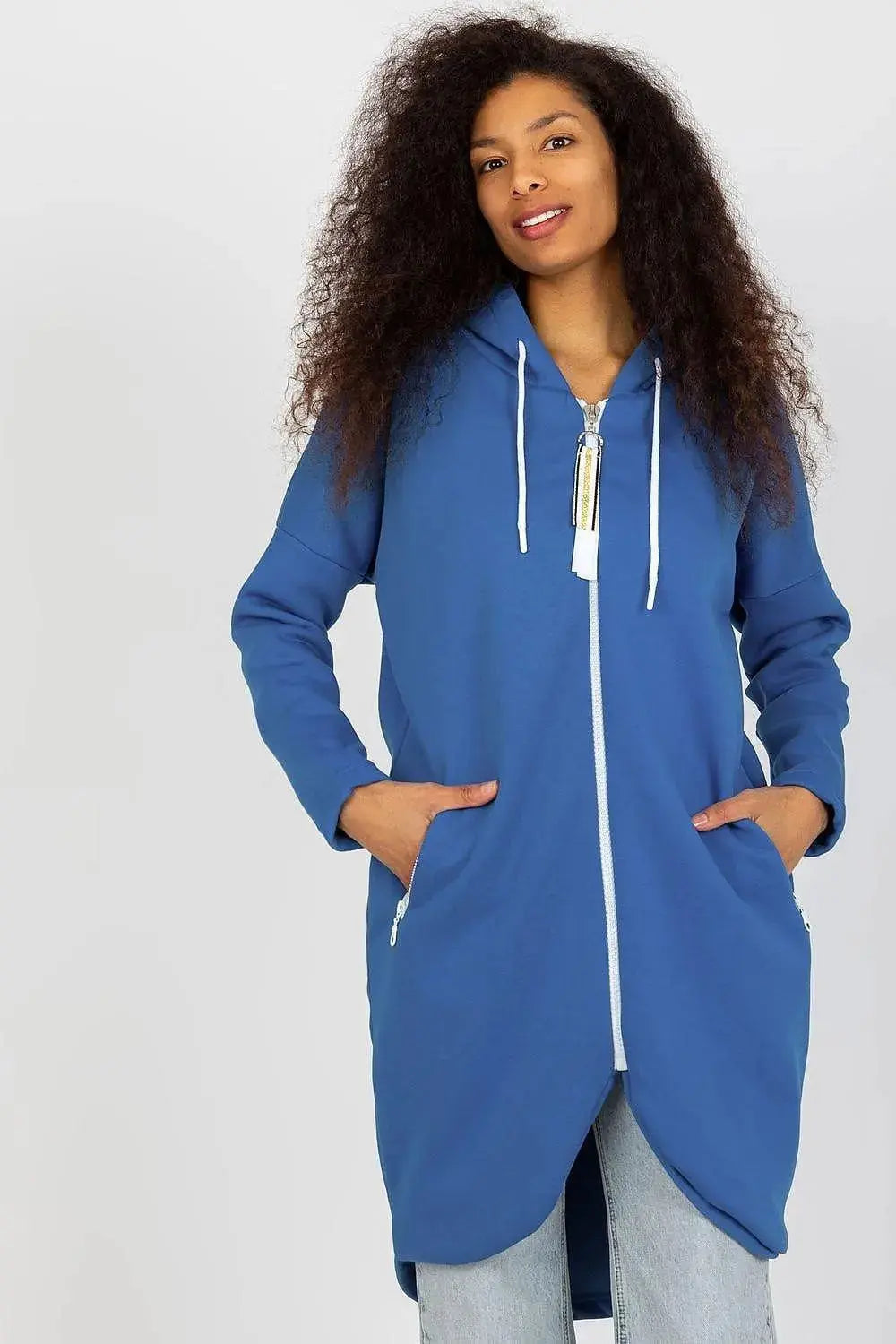 Relevance Womens sweatshirt with an extended cut