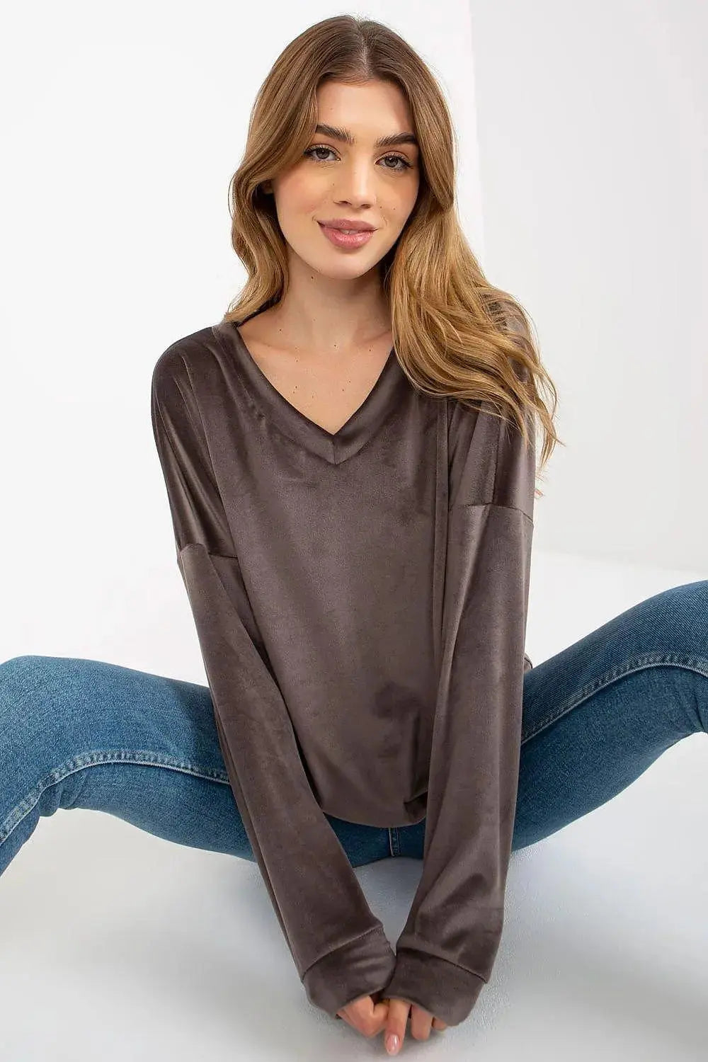 Relevance casual styling velour sweatshirt