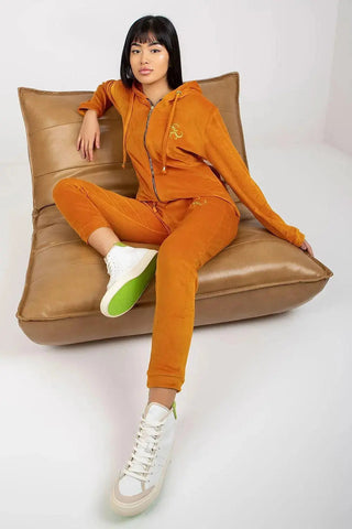 Relevance long sleeves sweatshirt with zipper, hood and slip pockets