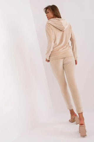Relevance long sleeves sweatshirt with zipper, hood and slip pockets