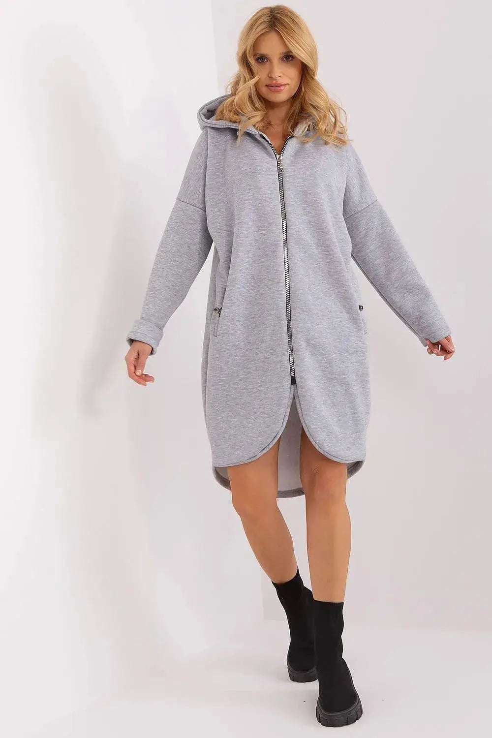 Relevance sporty style extended sweatshirt