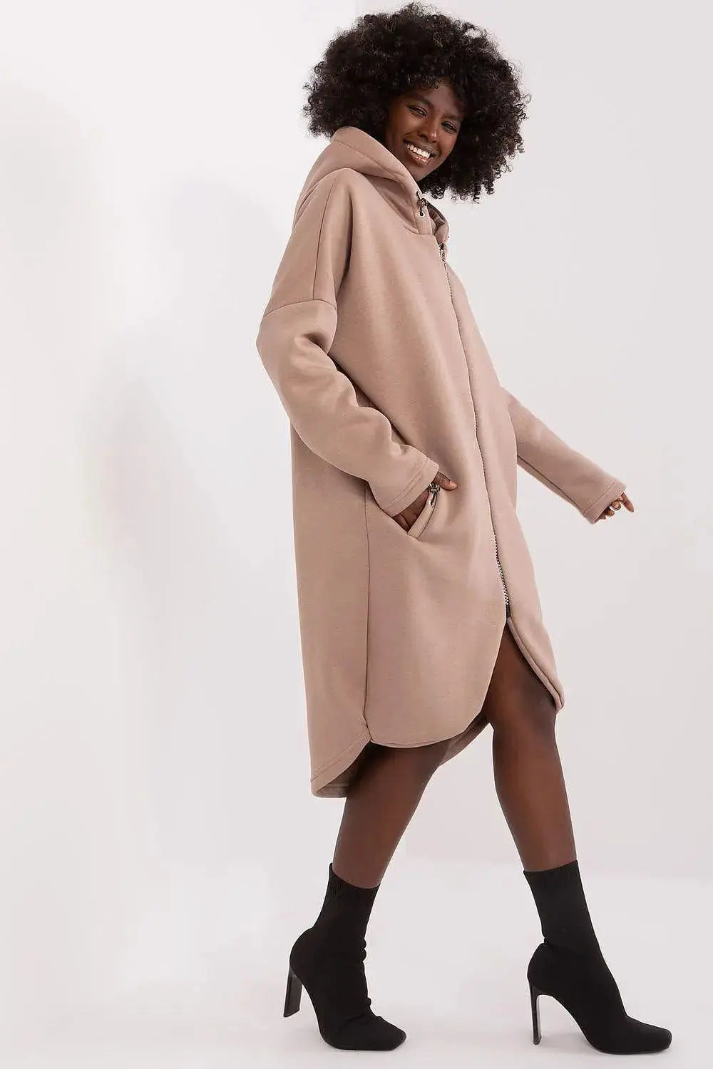 Relevance sporty style extended sweatshirt
