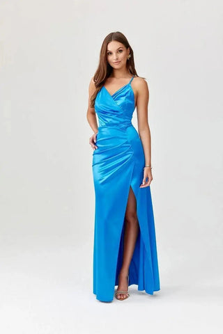 Roco Fashion Lamelia maxi dress with an open back is made of delicate and soft-touch fabric