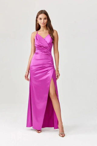Roco Fashion Lamelia maxi dress with an open back is made of delicate and soft-touch fabric