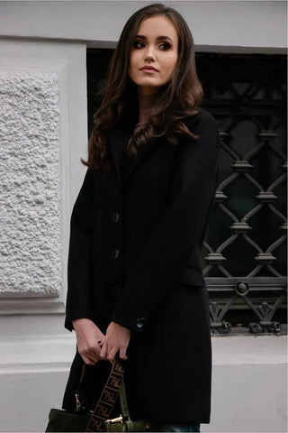 Roco Fashion single-breasted coat with a tailored cut