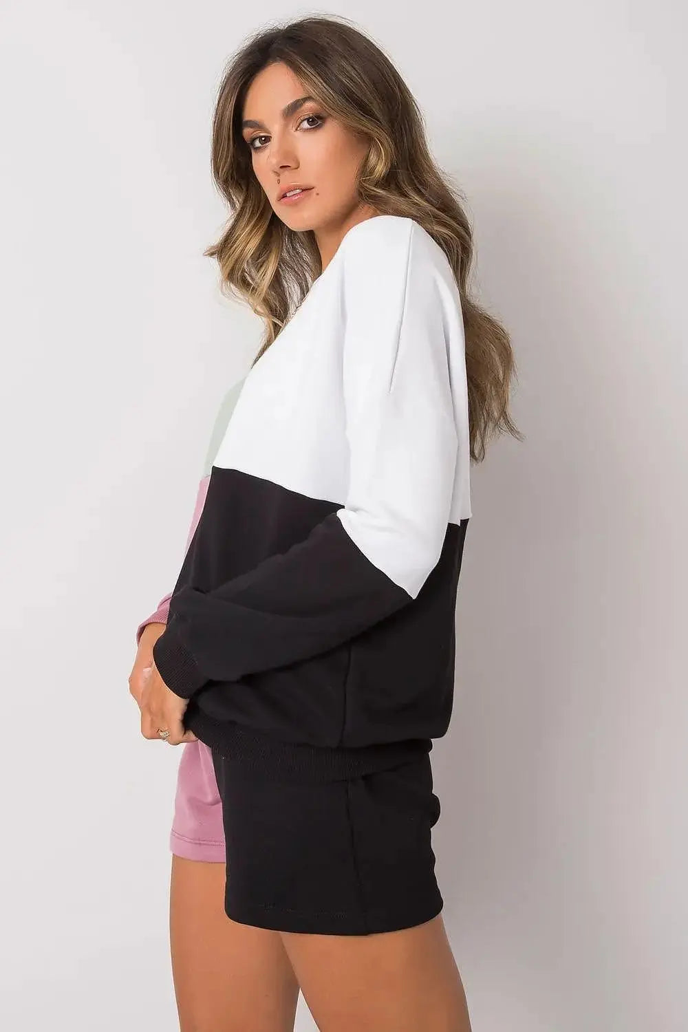 Rue Paris Casual Blouse and Shorts Set