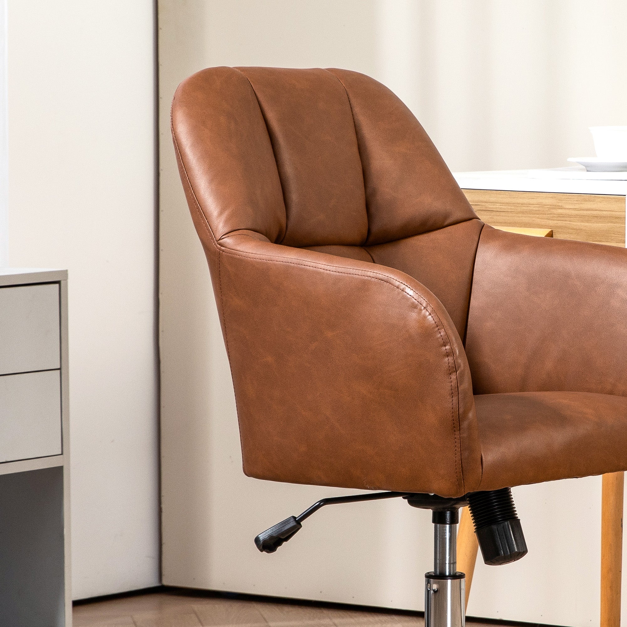 HOMCOM Computer Desk Chair with PU Leather, Swivel Wheels