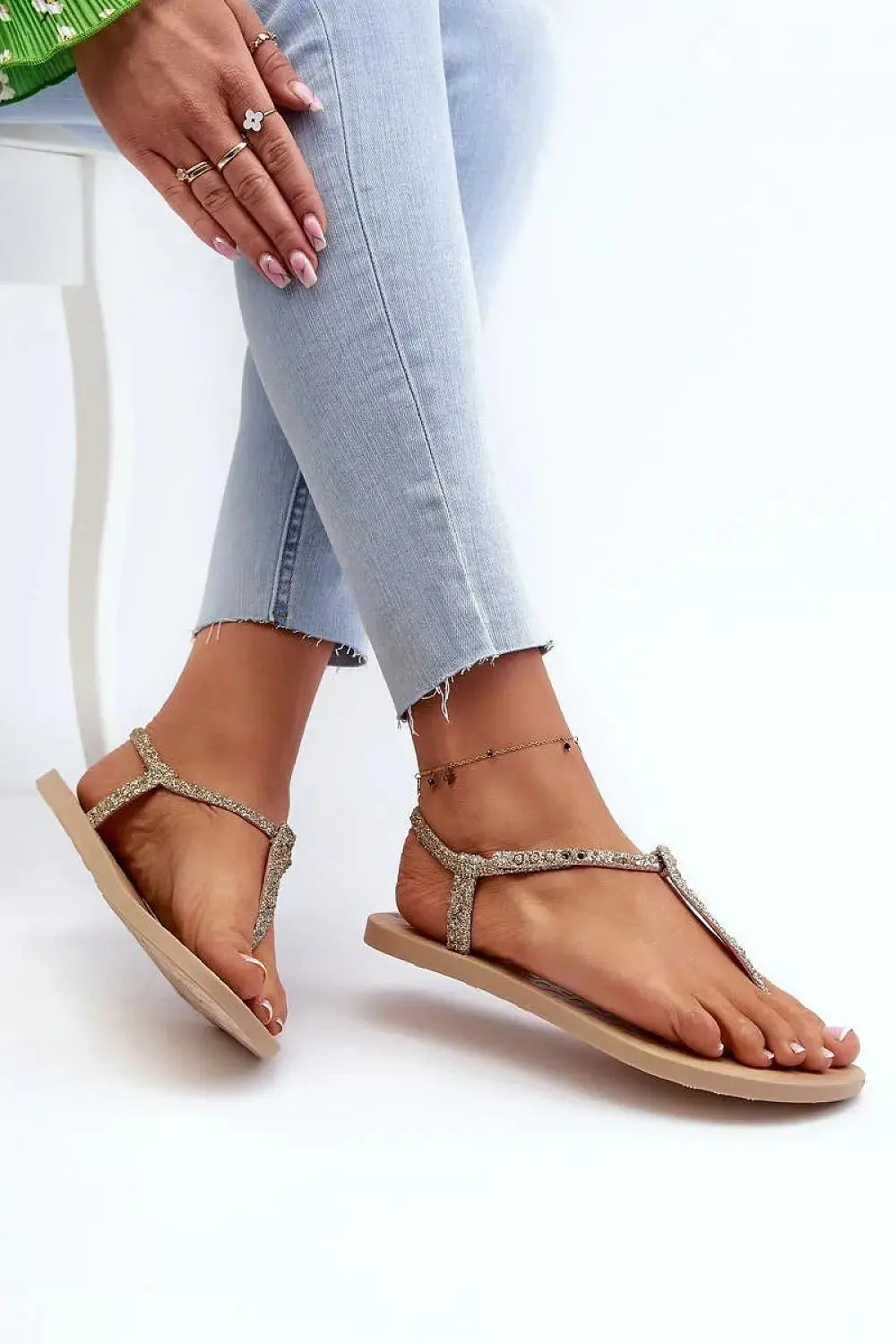 Ipanema Women’s Sandals – Eco-Friendly Glitter Design with Buckle Closure