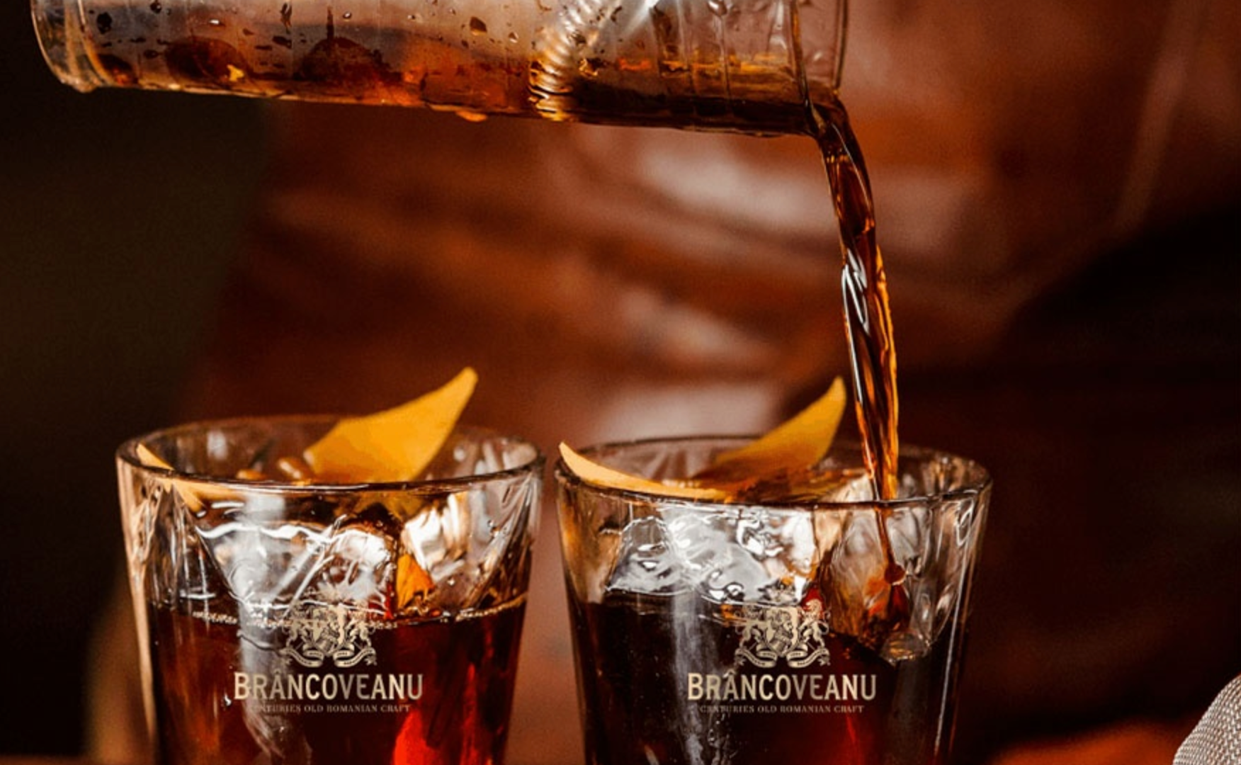 Brancoveanu XO Brandy (Vinars) with two glasses 700ml