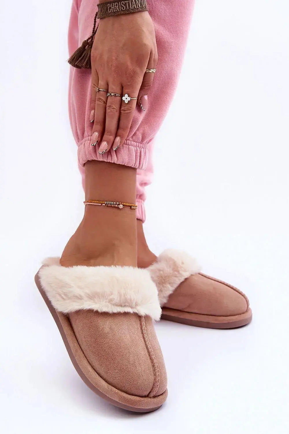 Slippers model 188693 Step in style