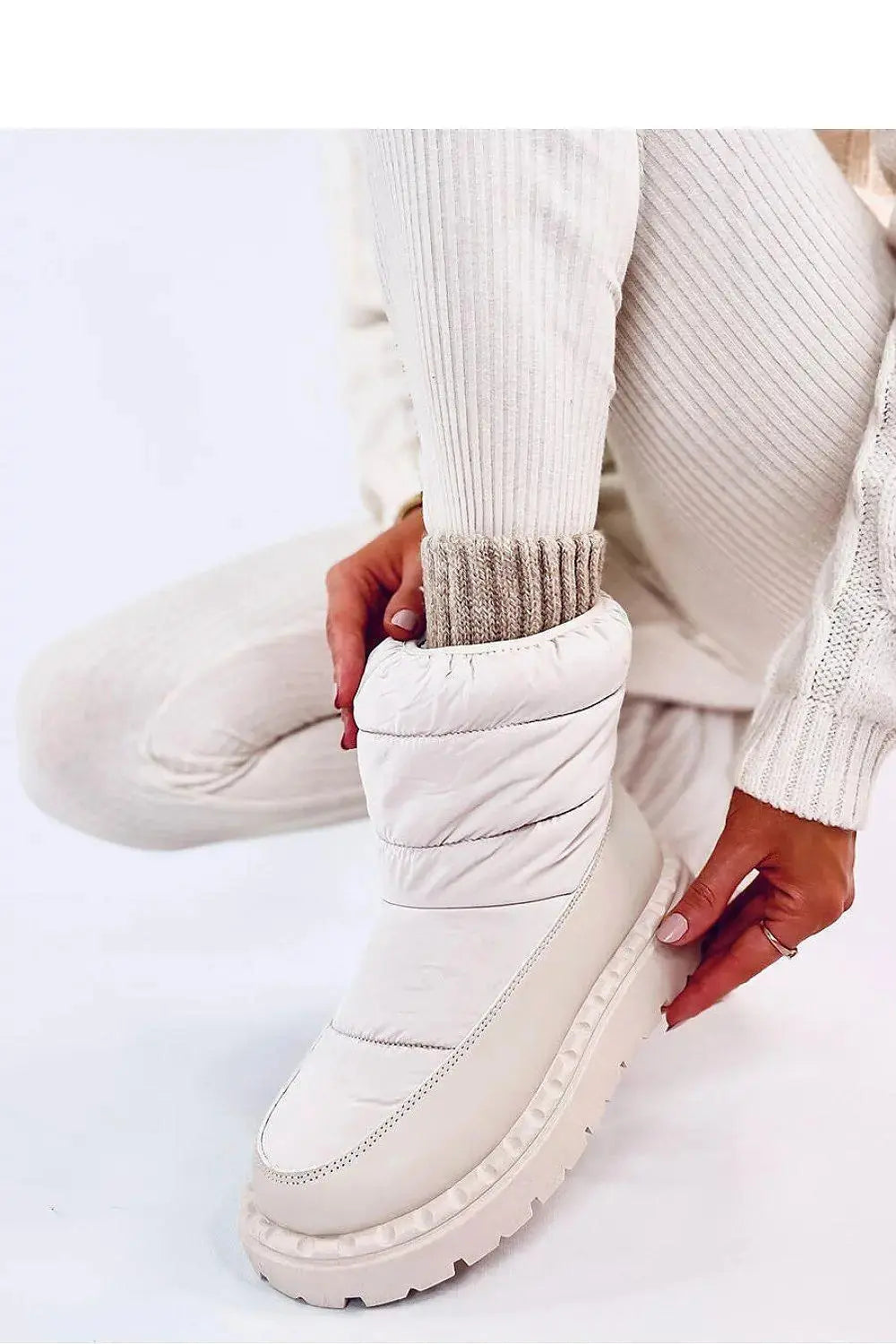 Snow boots model 190339 Inello