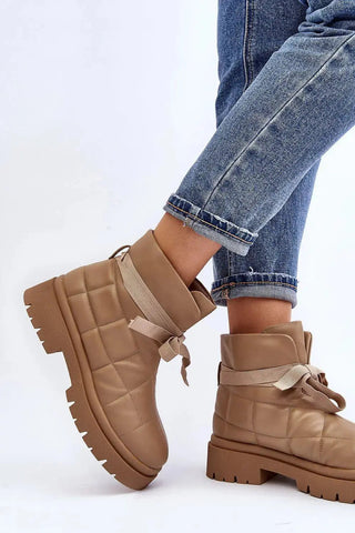 Step in style Warm and fashionable boots made of eco leather