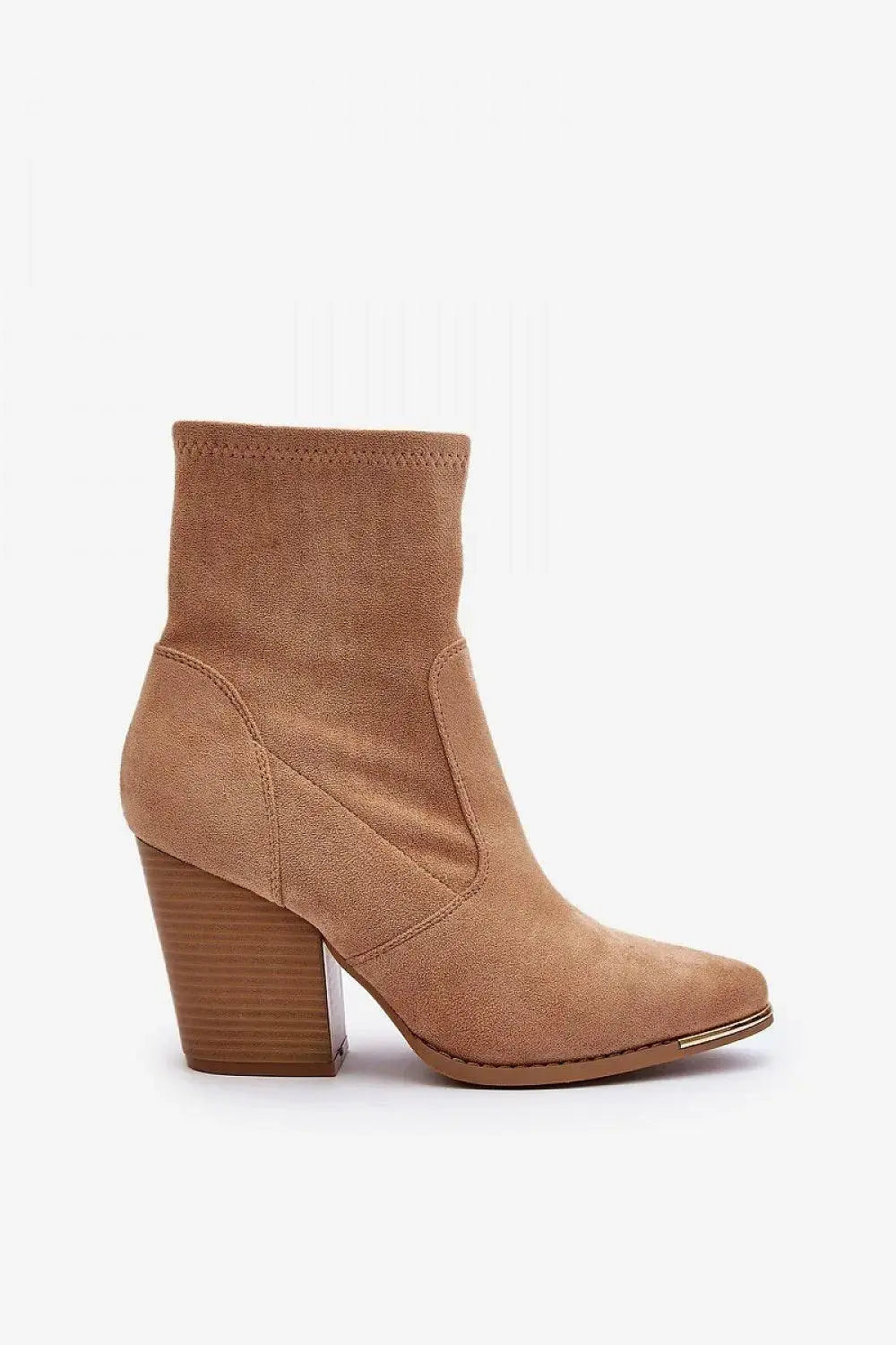 Step in style Women's boots made of eco-suede