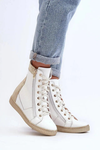 Step in style Women's wedge sneakers made of natural leather