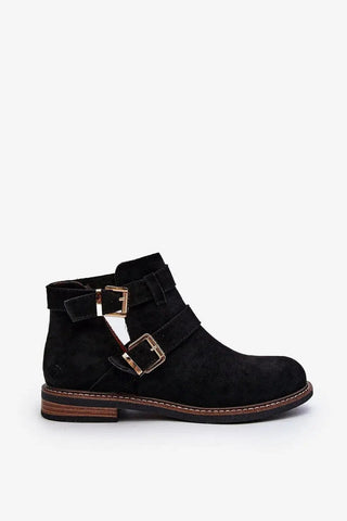 Step in style classic women's boots made of eco-suede