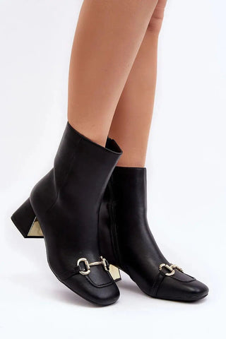Step in style women's boots made of eco leather
