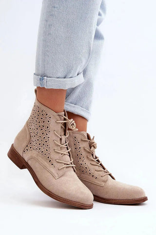 Step in style women's boots made of eco-suede