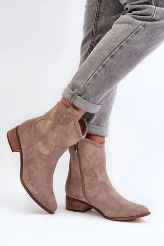 Step in style women's fashionable cowgirl style boots