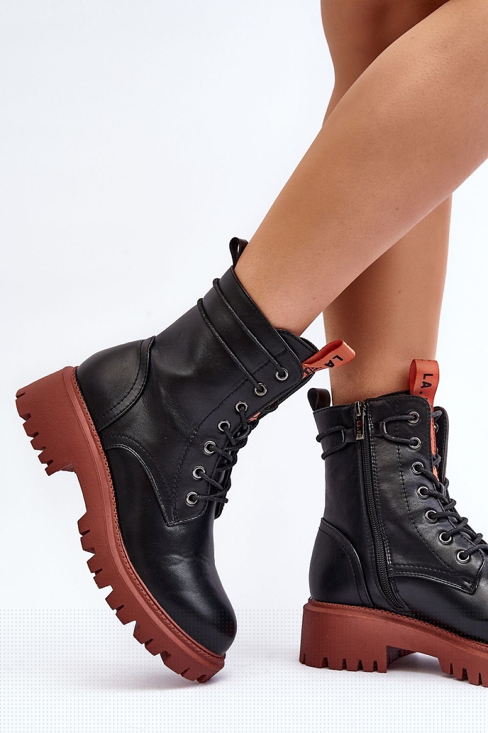 Step in style women's trapper shoes made of eco leather