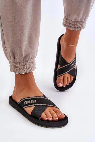 Step in style women's two intertwining straps flip-flops from the Big Star brand