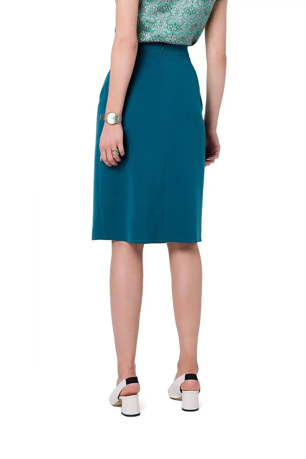 Stylove fully lined and fastened skirt