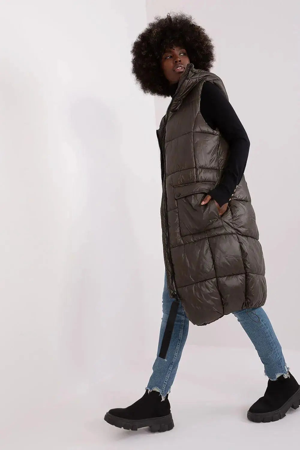 Subleve quilted zippered vest with hood