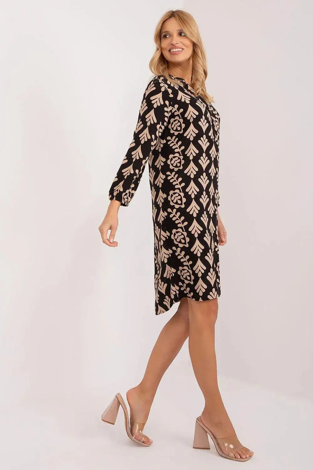 Sublevel comfort, style, and ecological awareness summer daydress