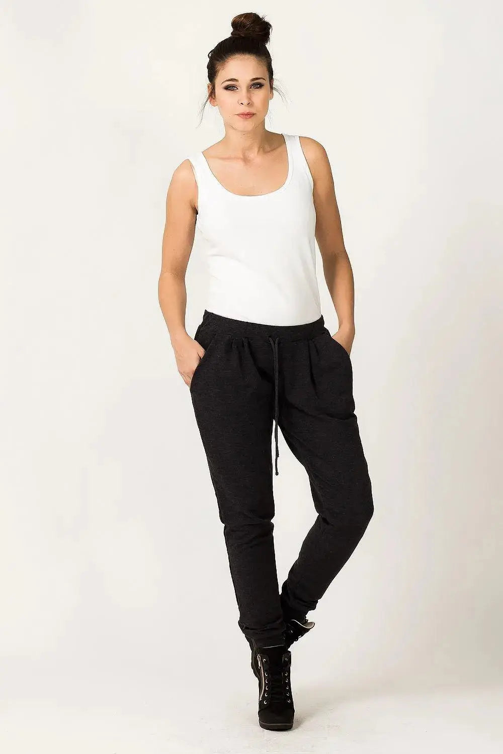 Tessita fashionable tracksuit trousers sweatpants